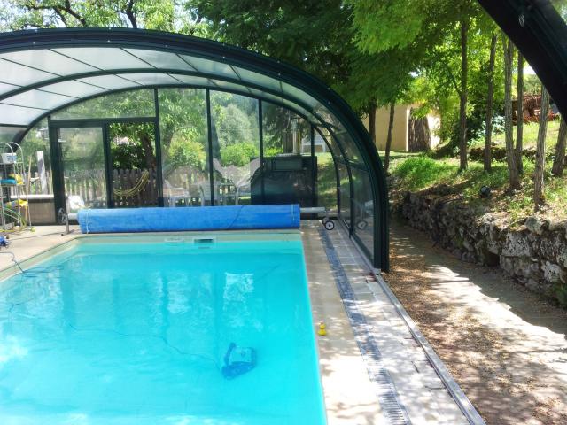 Gtes avec piscine chauffe couvert ... 